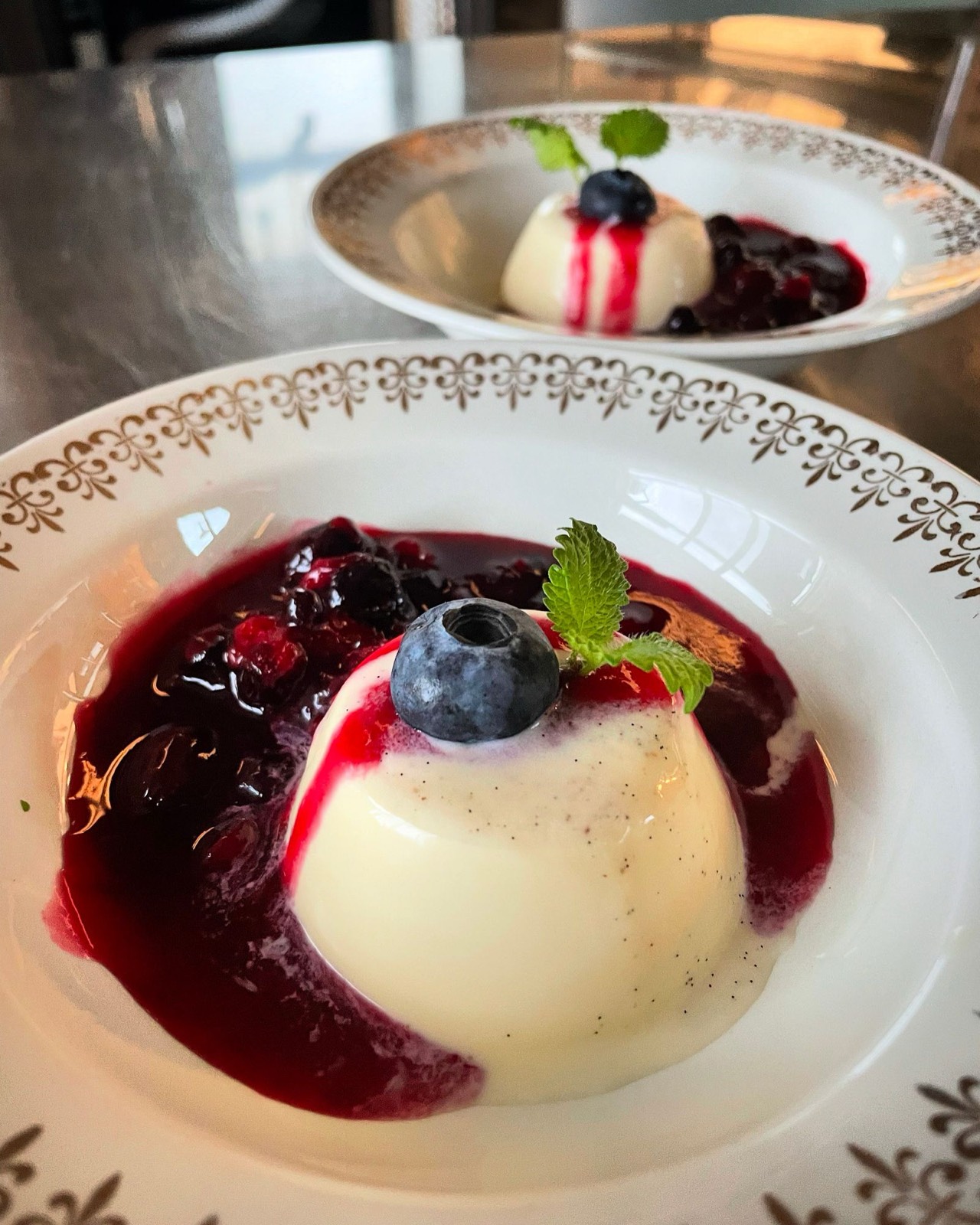 Panna cotta med bär