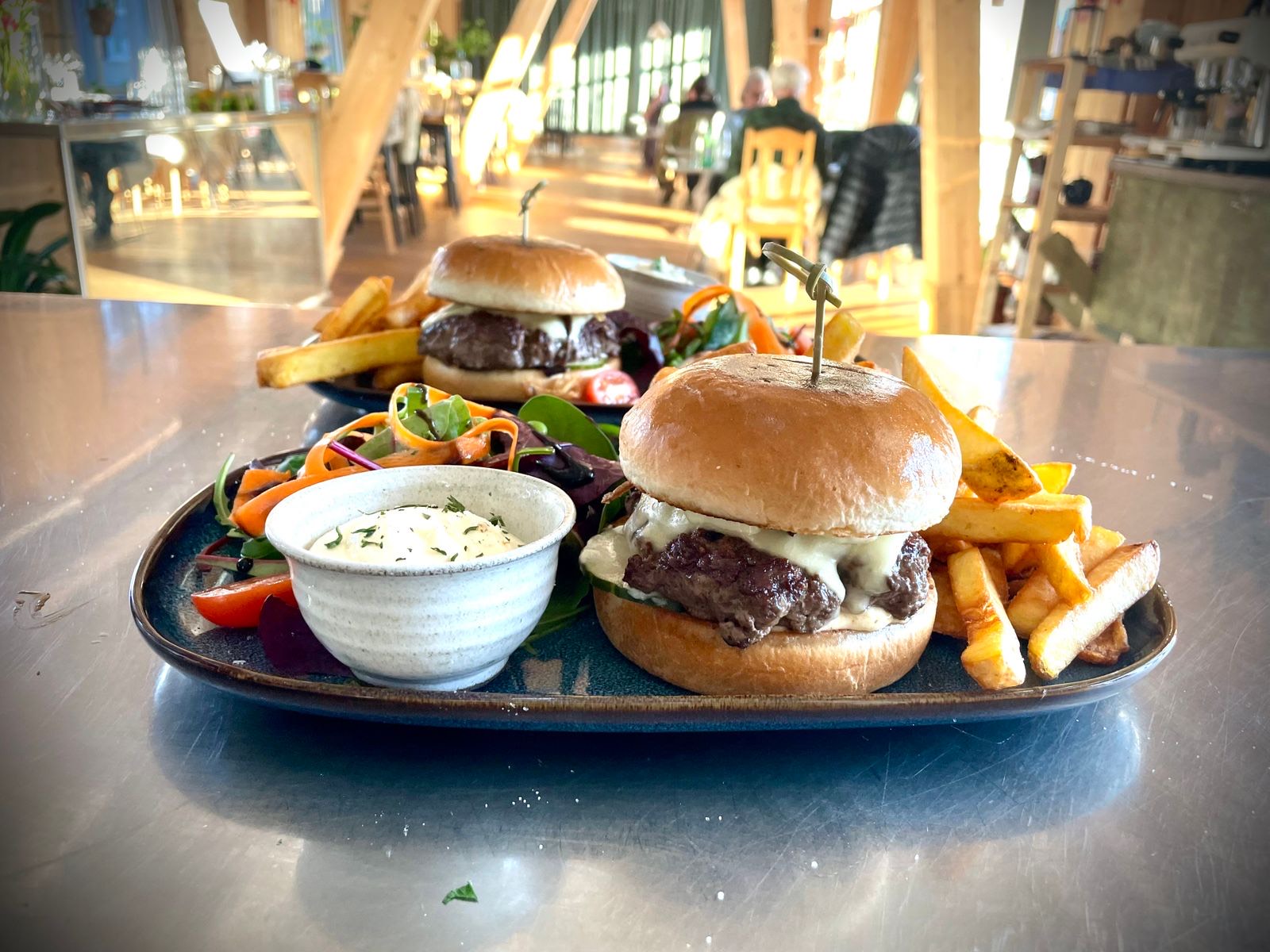 Älghamburgare med pommes